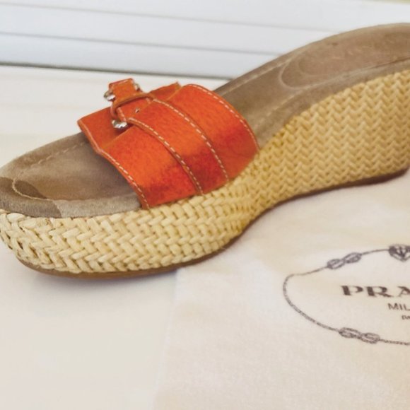 🍊 Orange colored Prada Wicker Open Toed Wedges - Picture 13 of 16